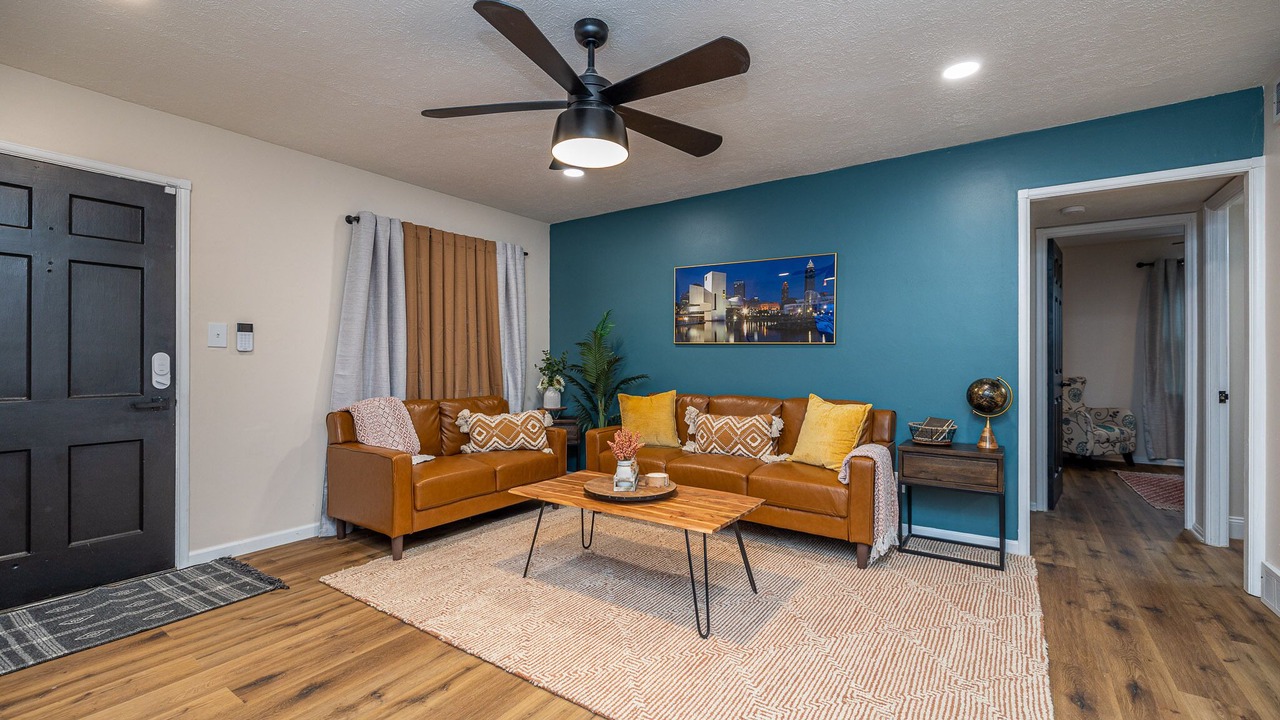 Photo of Livingroom in Cleveland