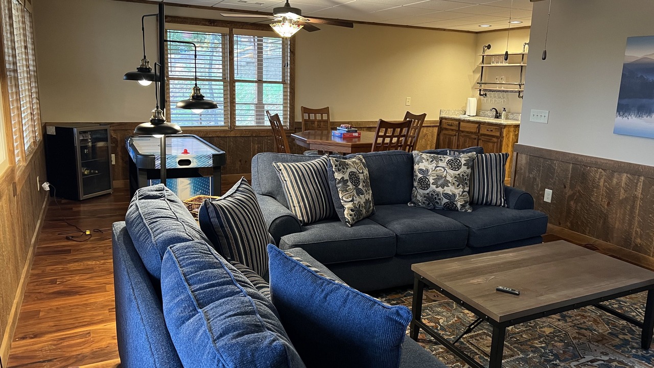 Photo of Livingroom in Morganton