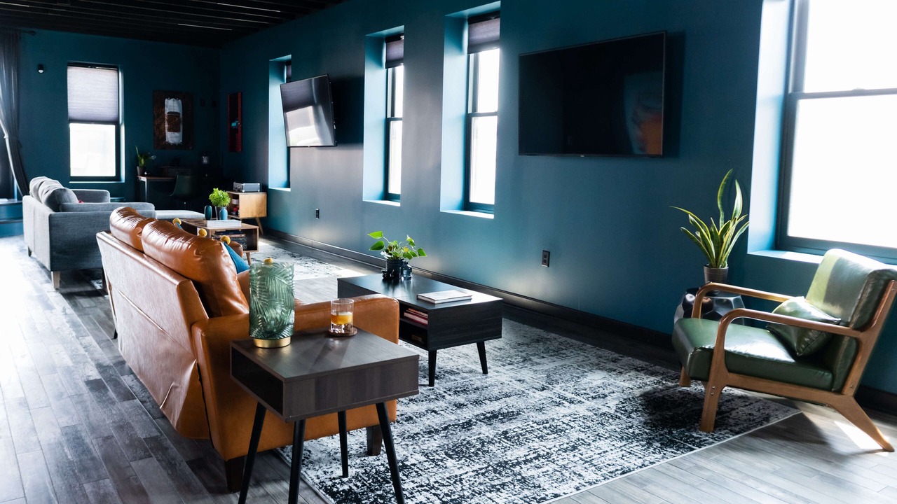 Photo of Bedroom in Crossroads Arts District