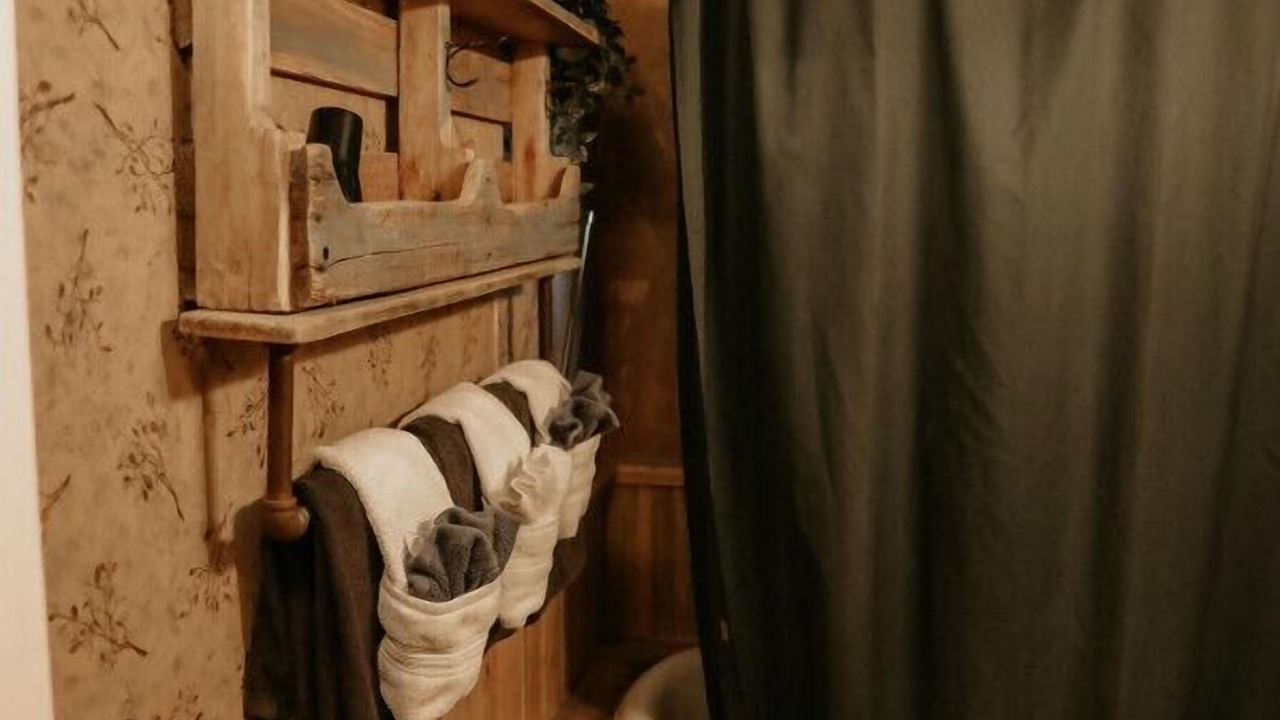Photo of Bathroom in Drake