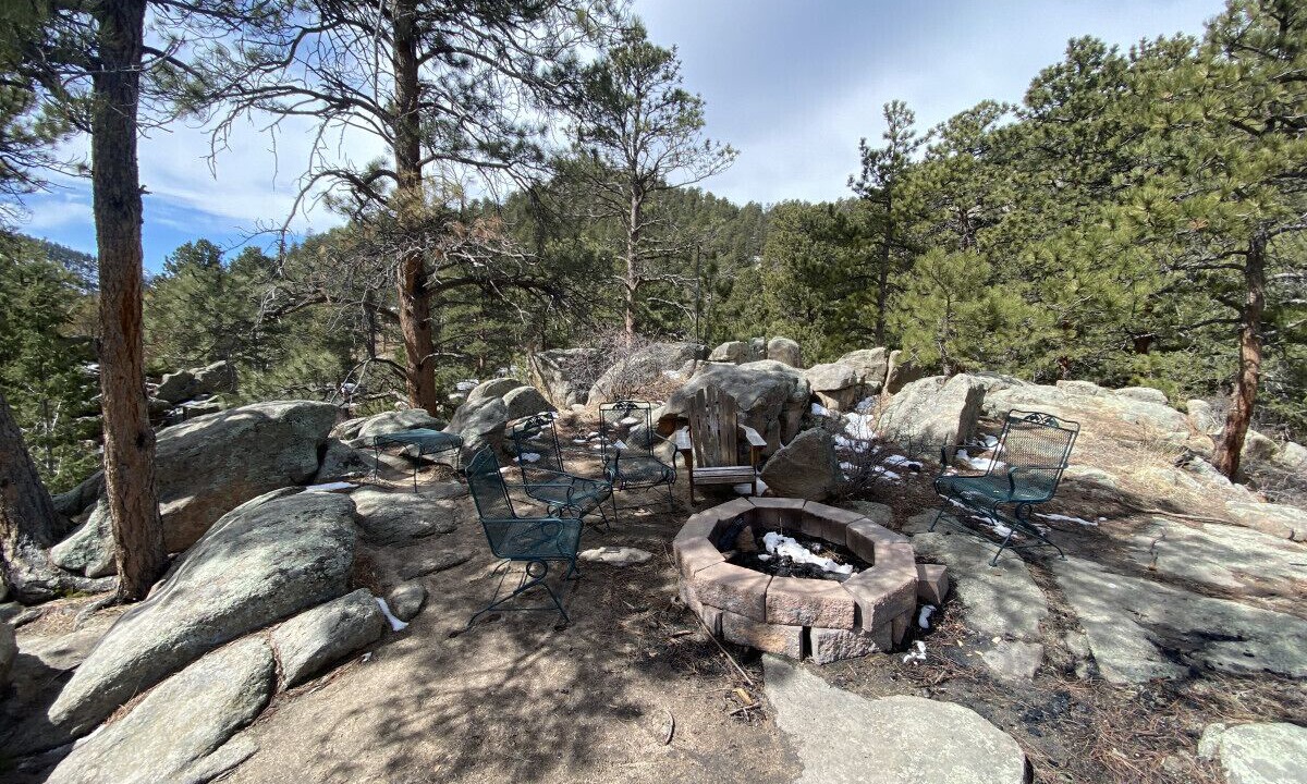 Photo of Outdoor in Drake