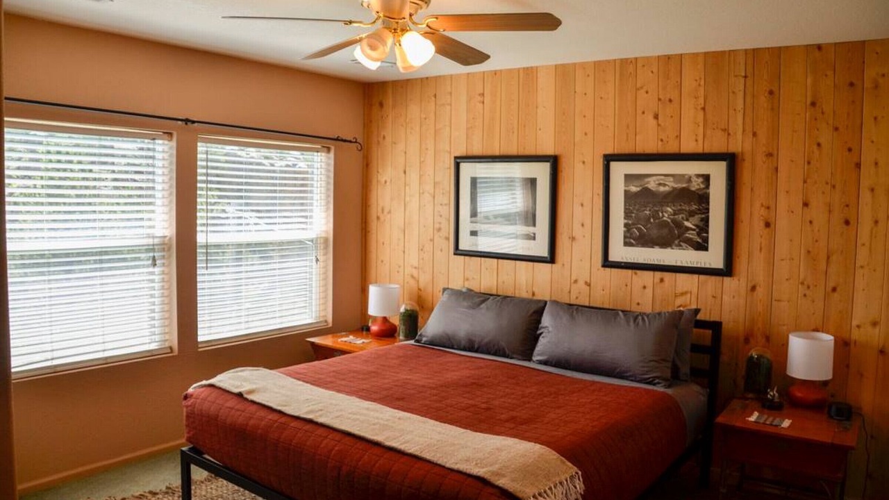 Photo of Bedroom in Drake
