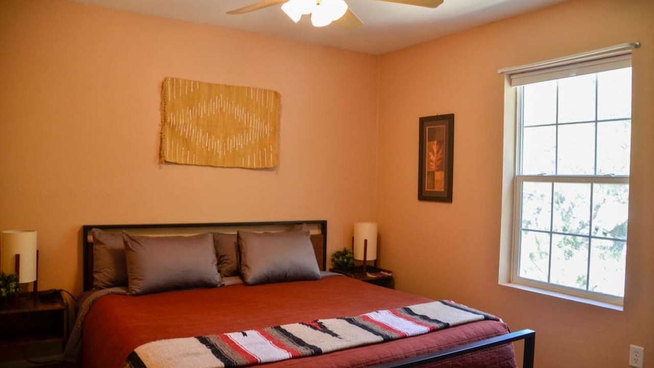 Photo of Bedroom in Drake