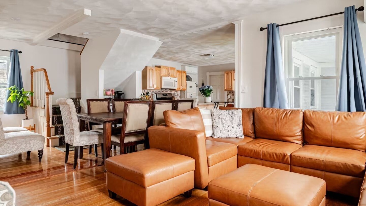 Photo of Livingroom in Salem