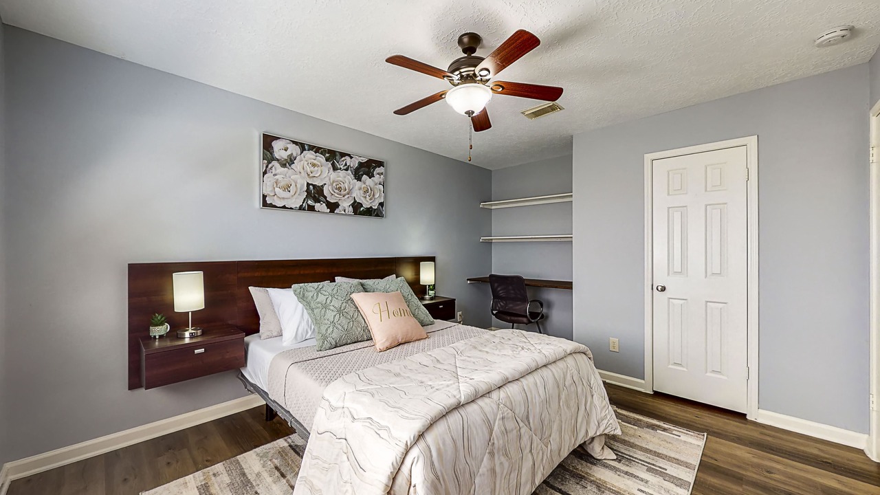 Photo of Bedroom in Pearland