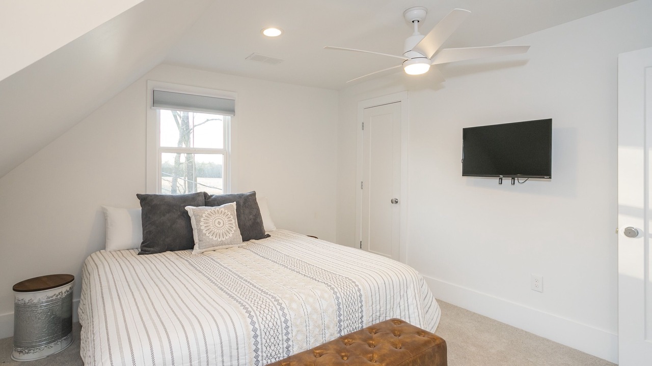 Photo of Bedroom in Mount Juliet