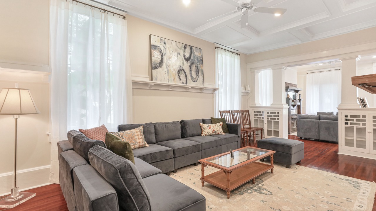 Photo of Livingroom in Touro