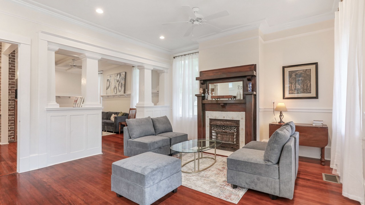 Photo of Livingroom in Touro