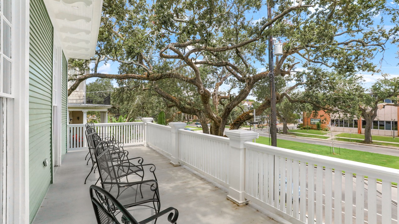 Photo of Patio Balcony in Touro