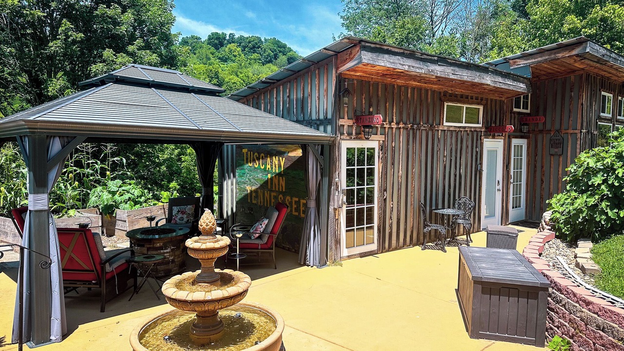 Photo of Outdoor in Chestnut Mound