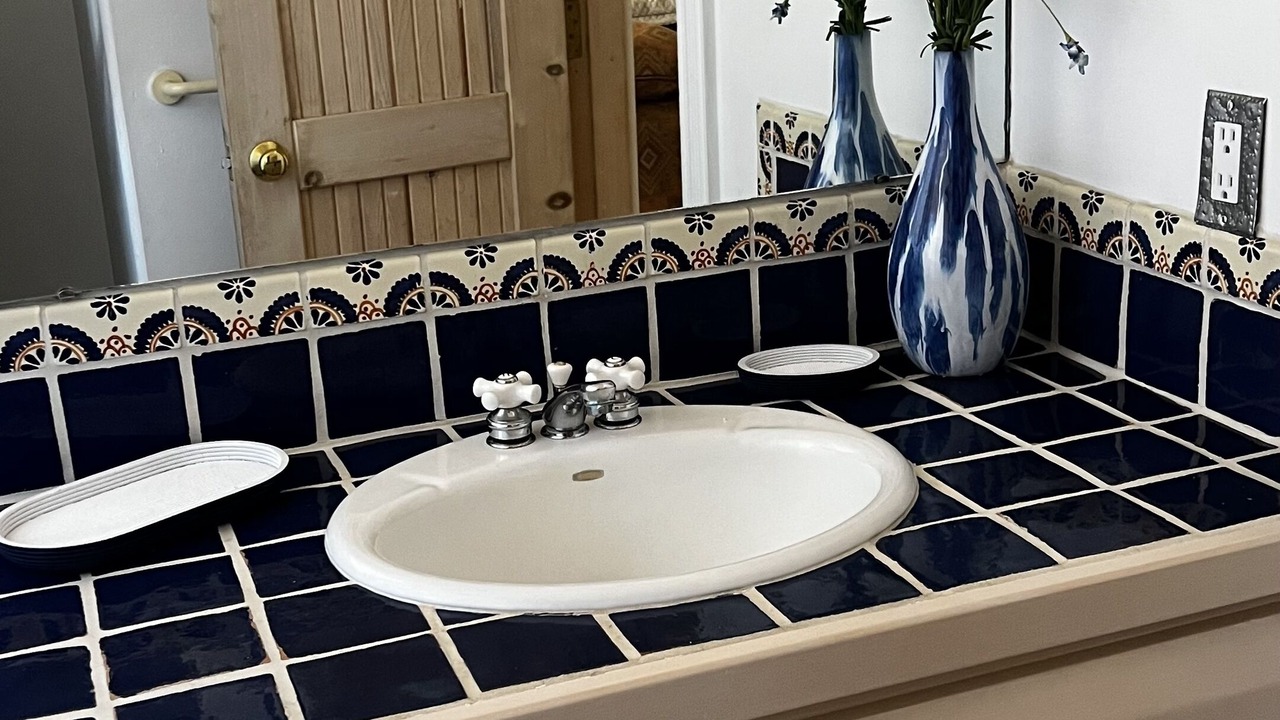 Photo of Bathroom in South Capitol