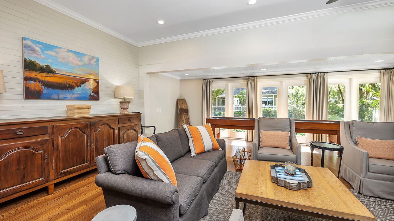 Photo of Livingroom in Demere Park
