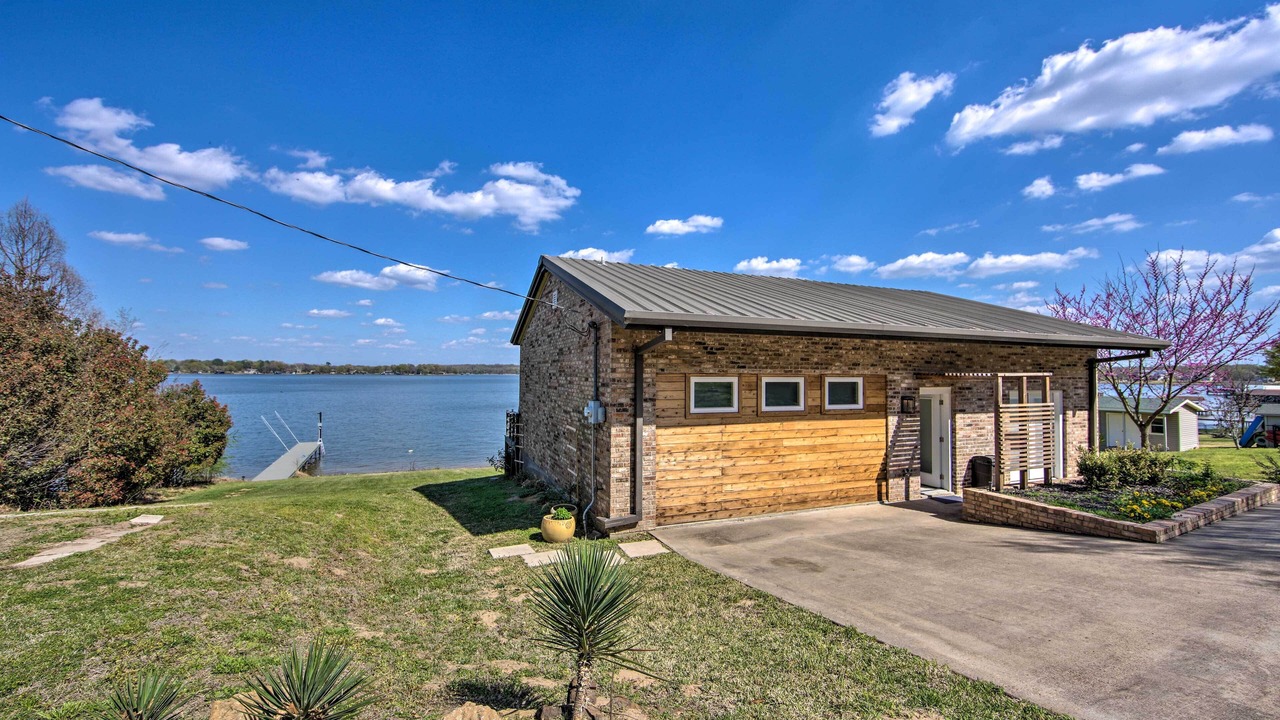Photo of Outdoor in Log Cabin