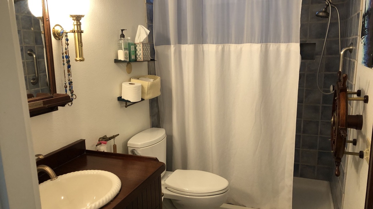 Photo of Bathroom in Hillcrest