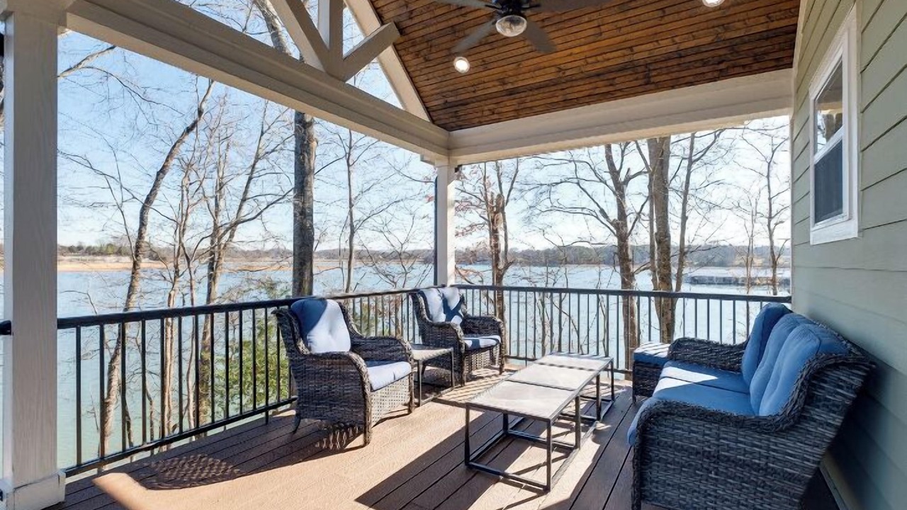 Photo of Patio Balcony in Winchester