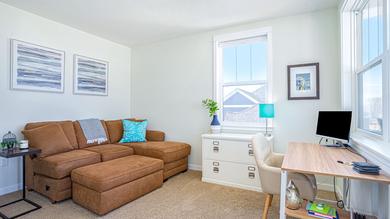 Photo of Livingroom in Miami Park