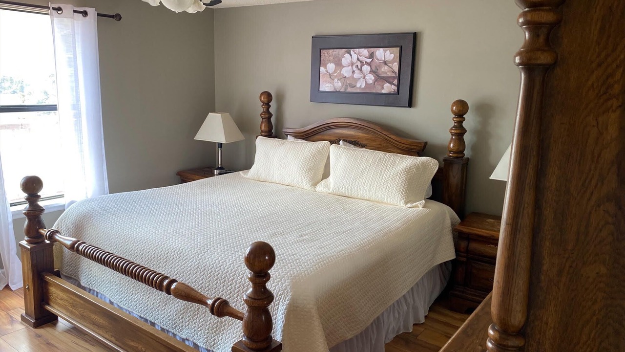 Photo of Bedroom in Lupton City