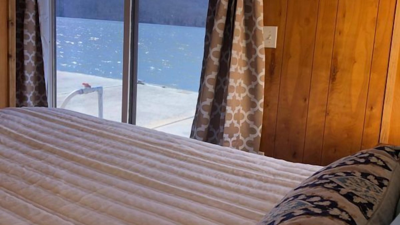 Photo of Bedroom in Lupton City