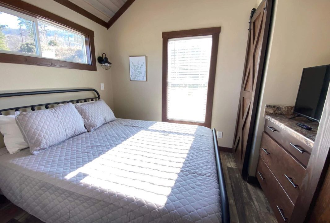 Photo of Bedroom in Lupton City