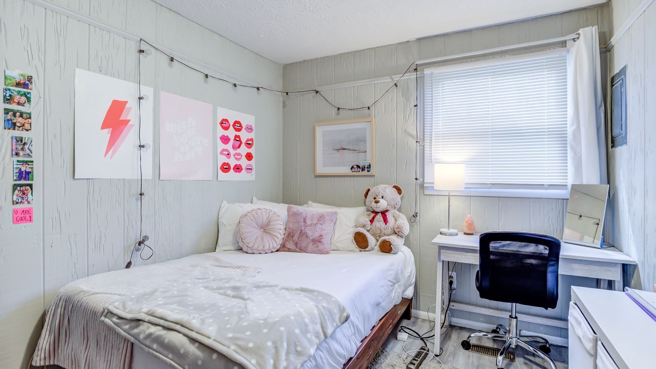 Photo of Bedroom in Oxford