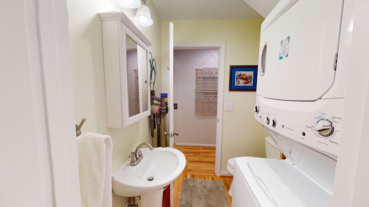 Photo of Bathroom in Sunset Point