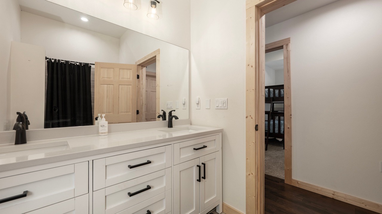 Photo of Bathroom in Grand Lake