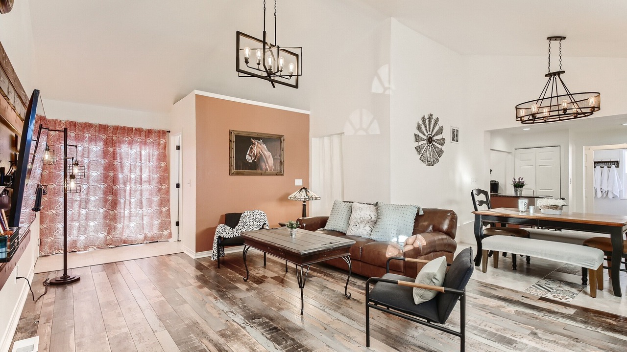 Photo of Livingroom in Wheat Ridge