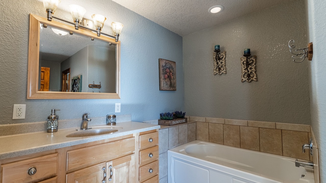 Photo of Bathroom in Canon City