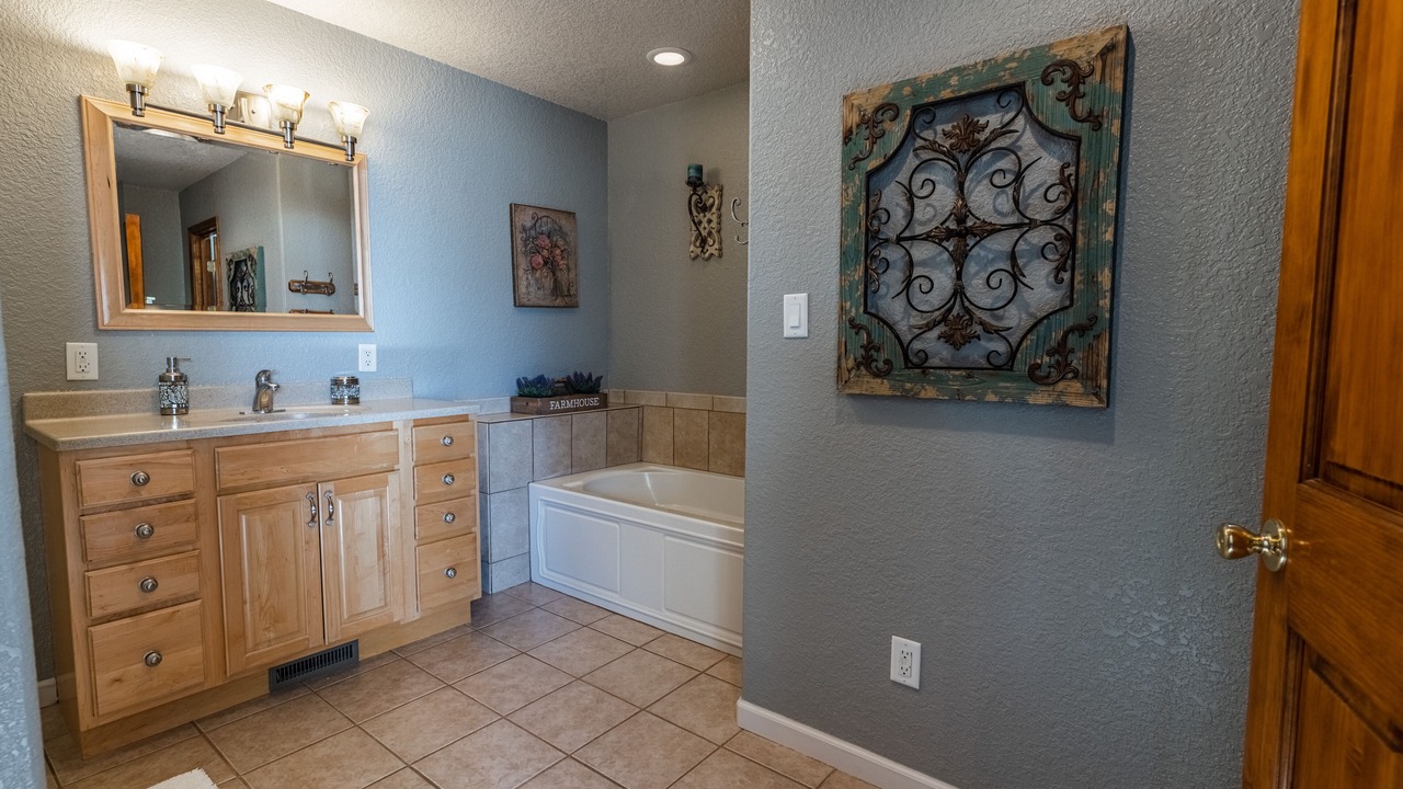 Photo of Bathroom in Canon City