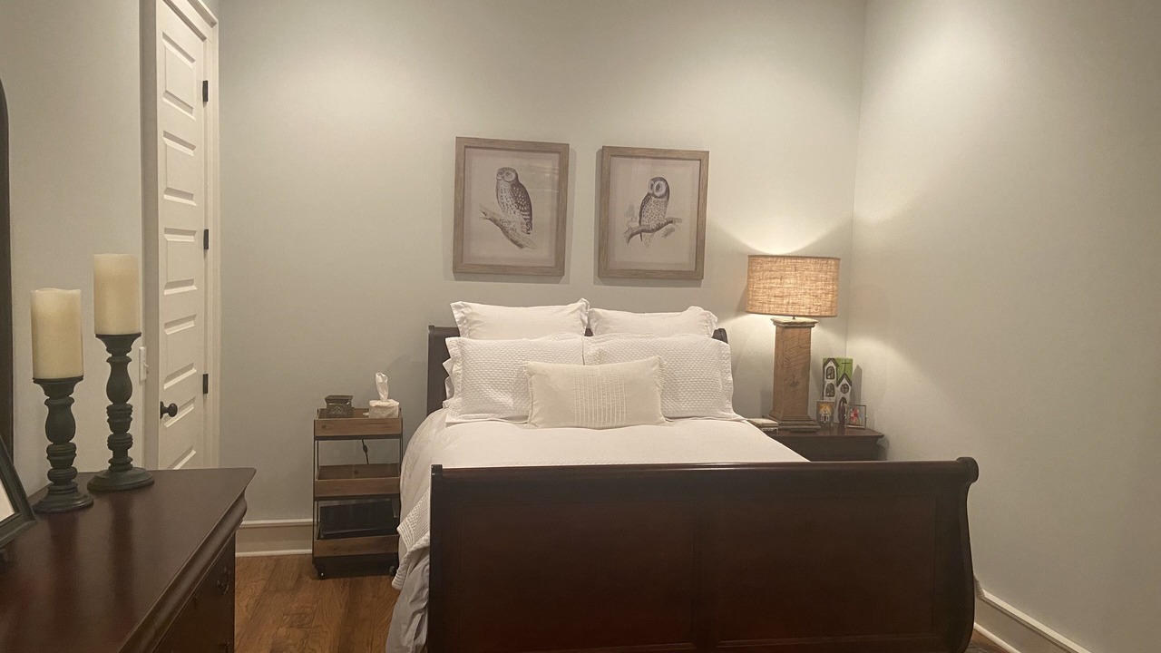 Photo of Bedroom in Northport