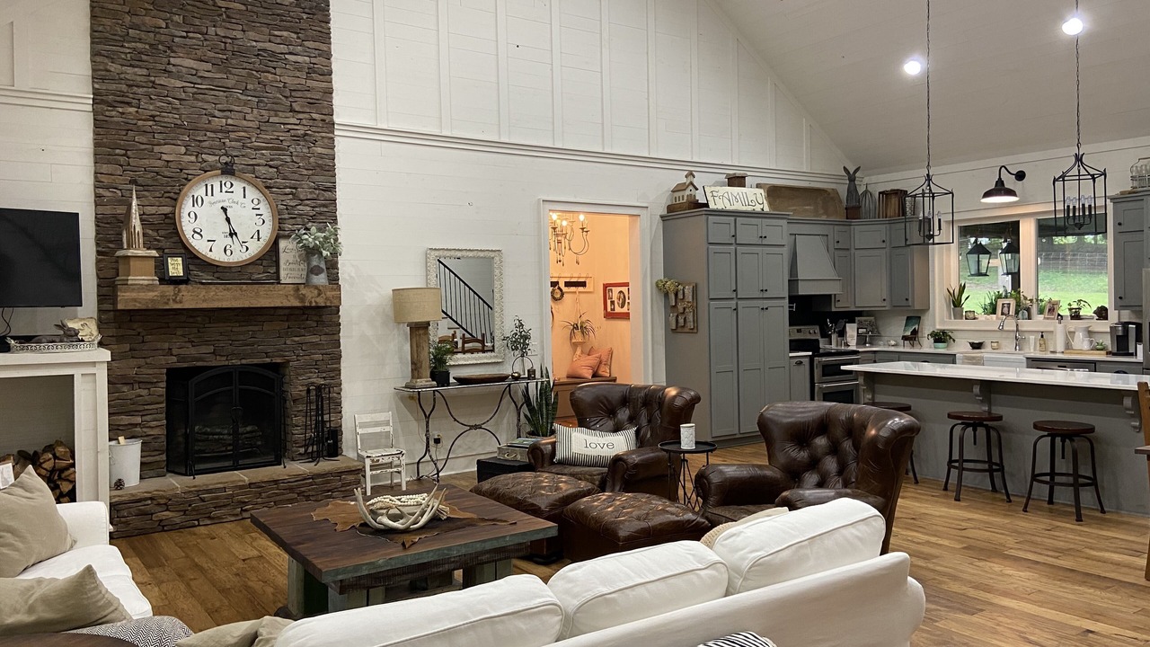 Photo of Livingroom in Northport
