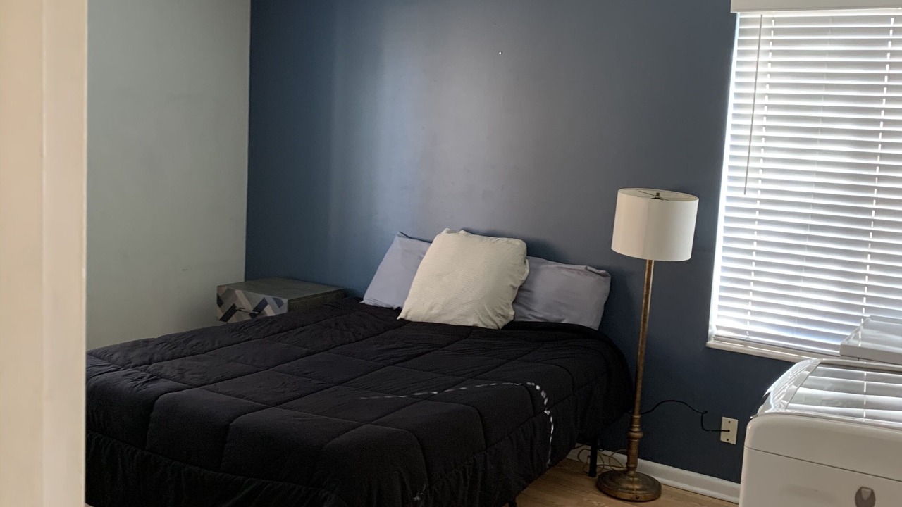 Photo of Bedroom in Hillsboro West End