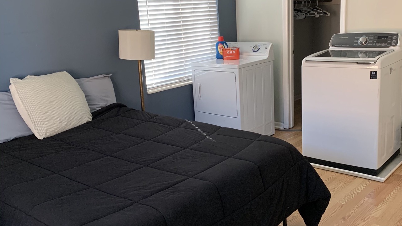 Photo of Bedroom in Hillsboro West End