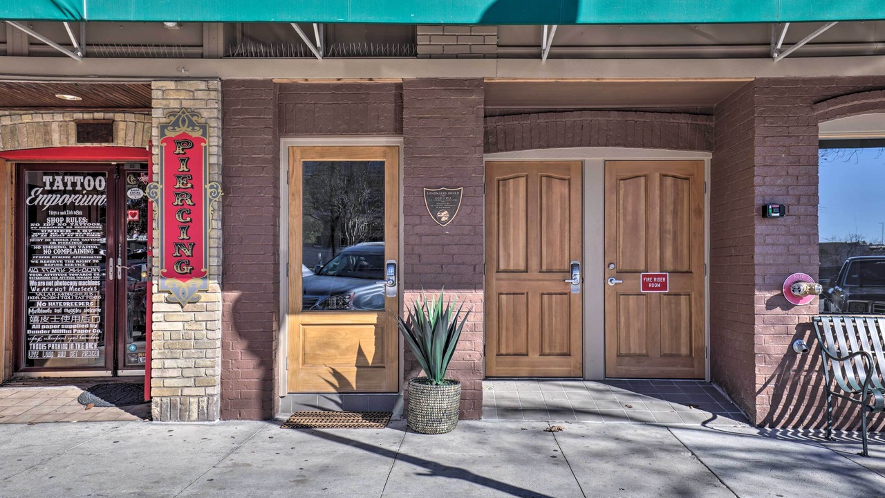 Photo of Outdoor in Downtown