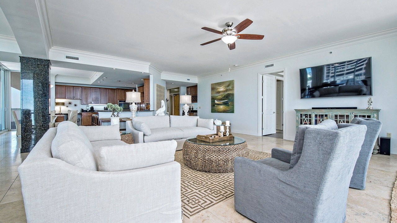Photo of Livingroom in Ono Island