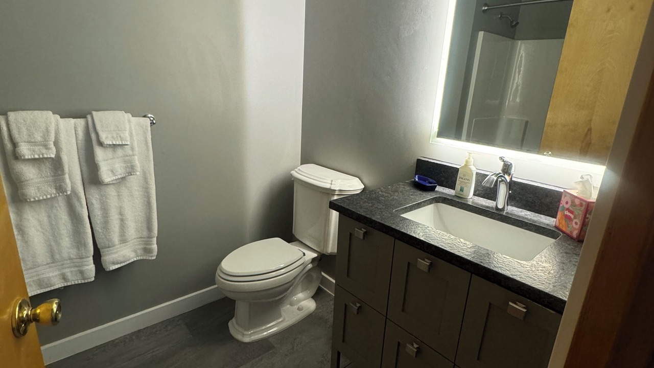 Photo of Bathroom in Winchester Bay