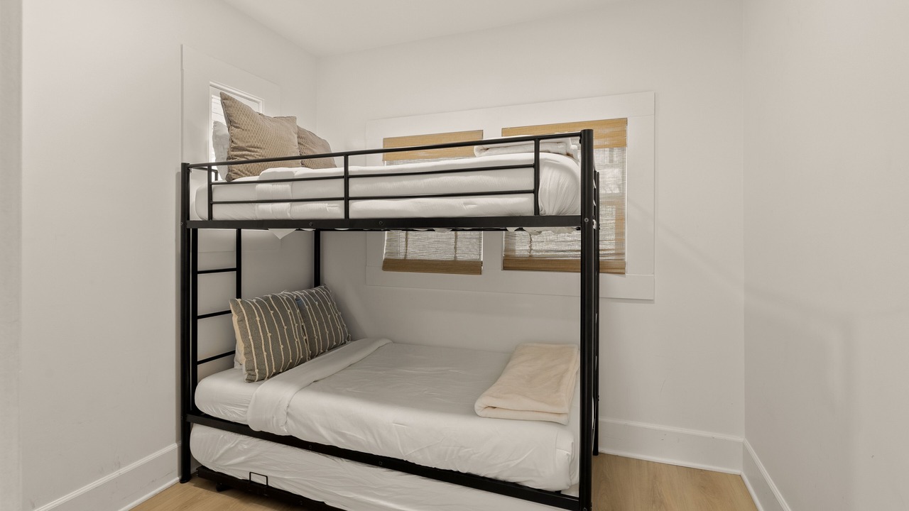 Photo of Bedroom in Mission Hills