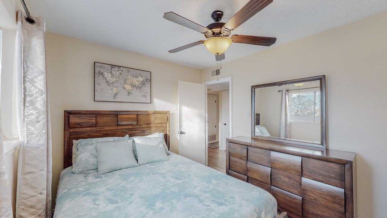Photo of Bedroom in Northeast Heights