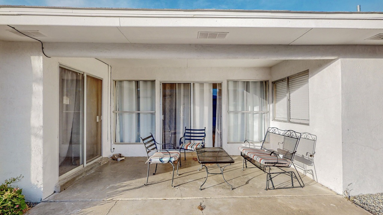 Photo of Patio Balcony in Northeast Heights