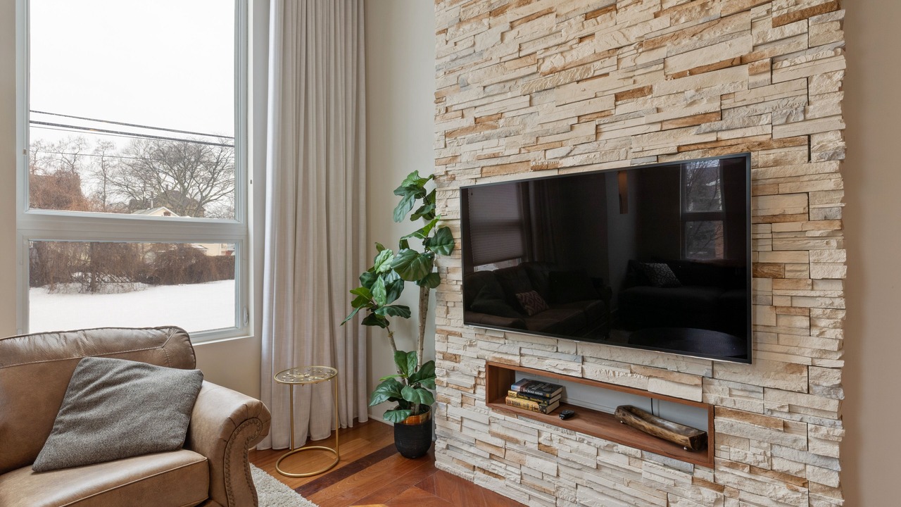 Photo of Livingroom in Tremont