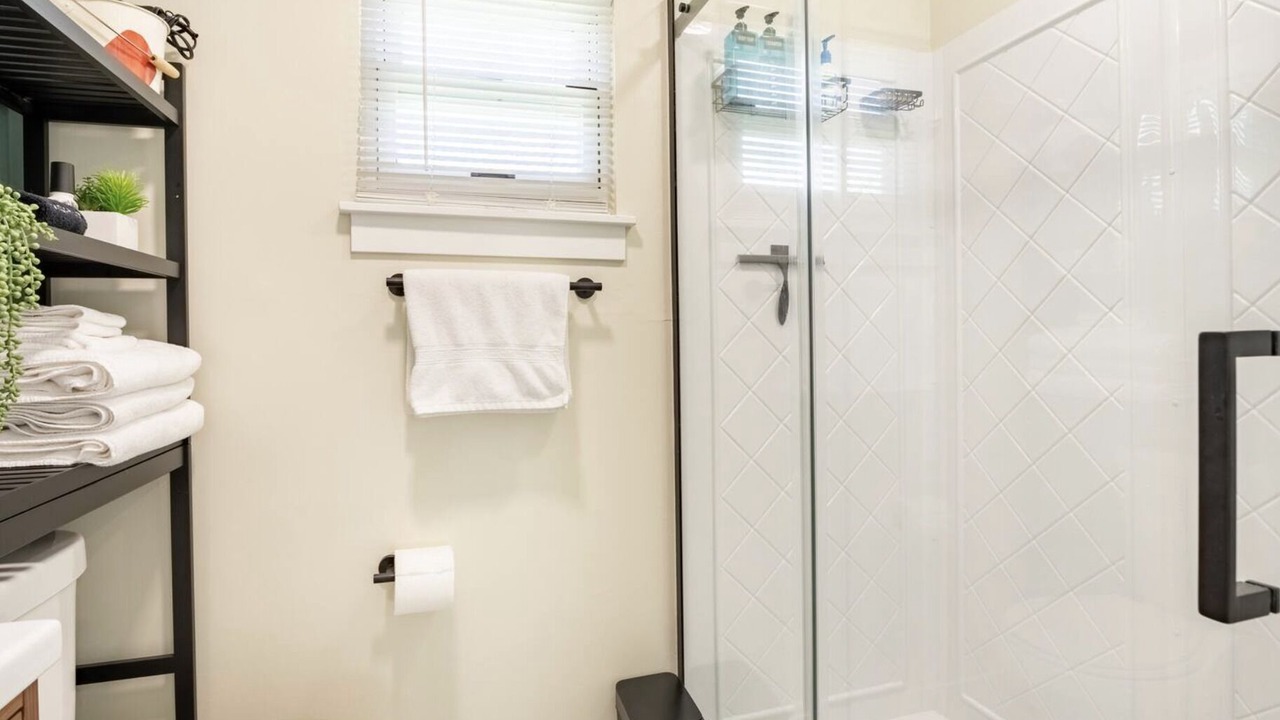 Photo of Bathroom in Villa Park