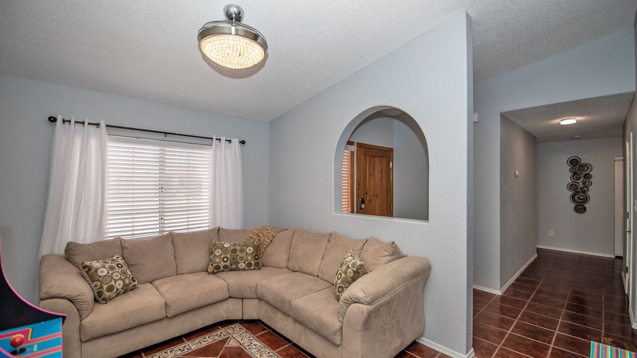 Photo of Livingroom in Yuma