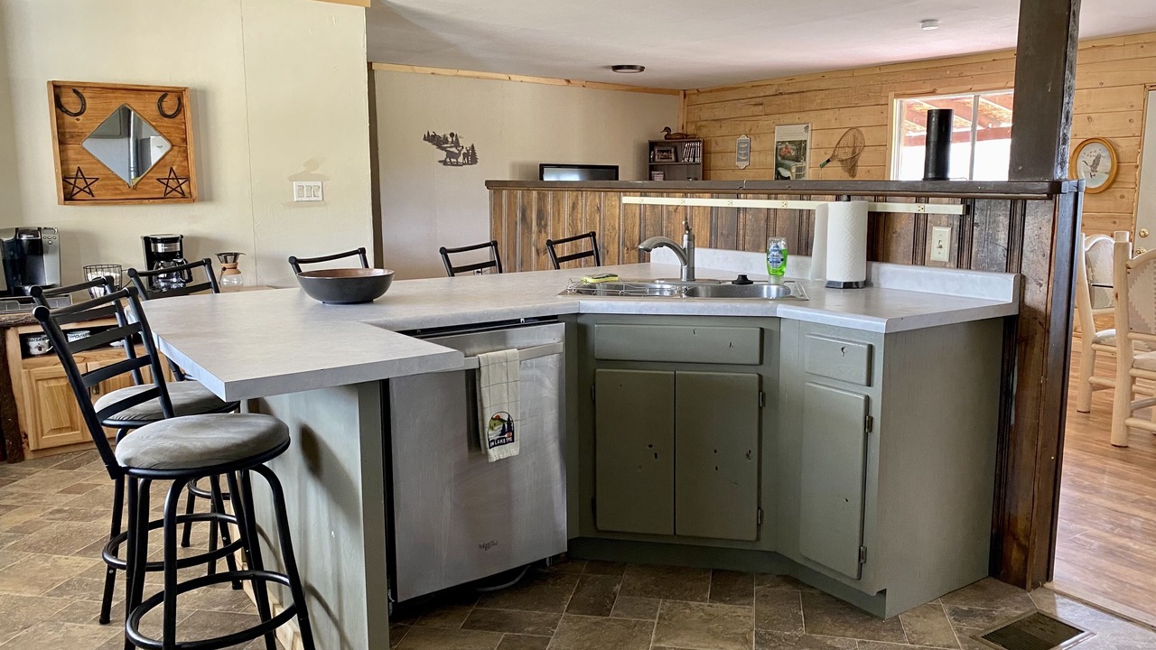 Photo of Kitchen in Navajo Dam
