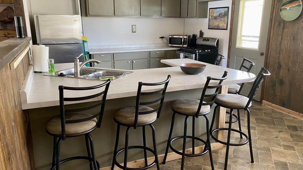 Photo of Kitchen in Navajo Dam