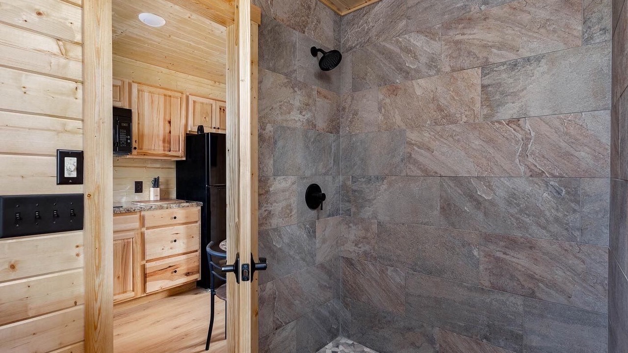 Photo of Bathroom in Bluff City