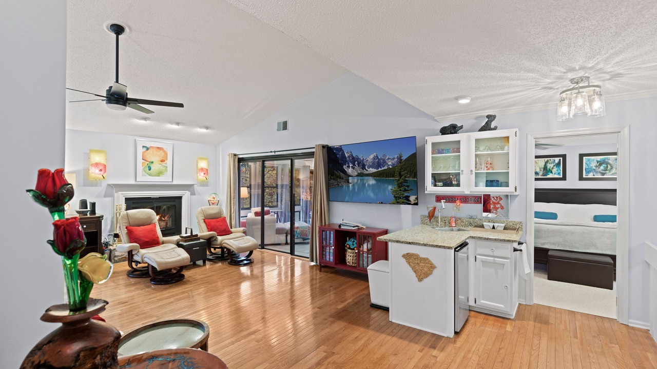 Photo of Livingroom in Salem