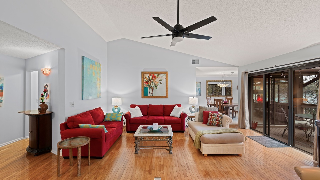 Photo of Livingroom in Salem