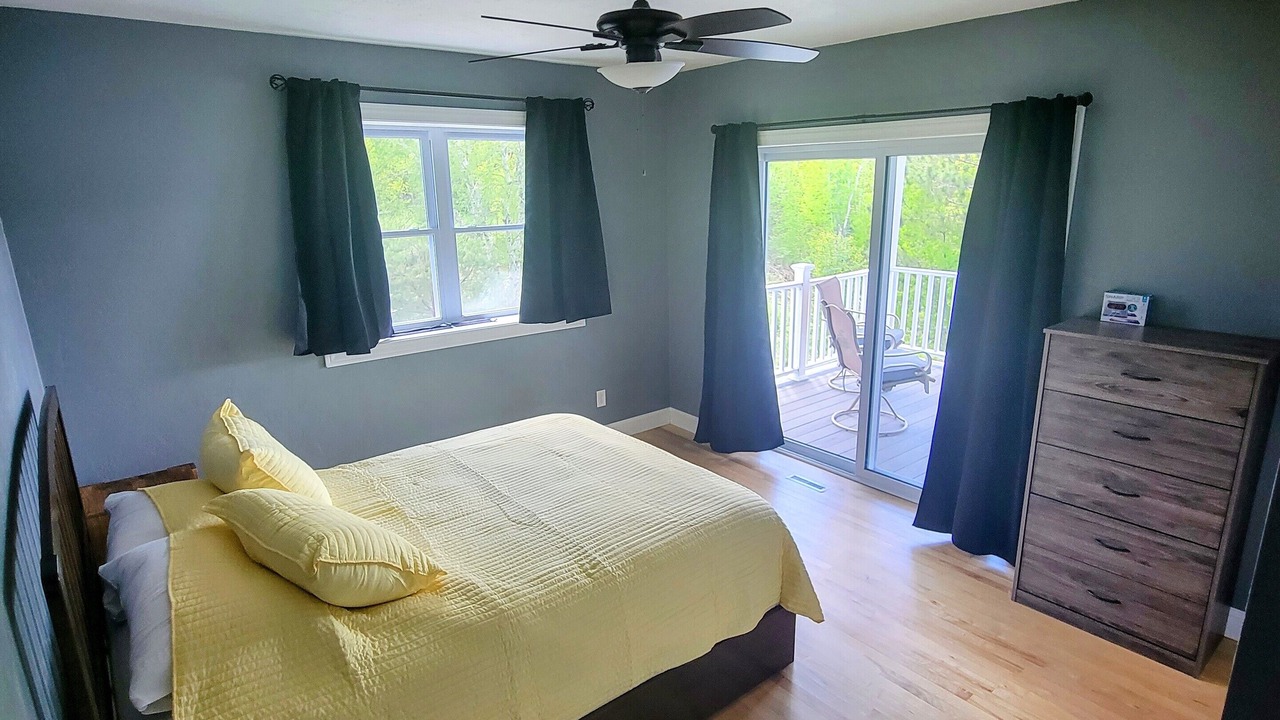 Photo of Bedroom in Crandon