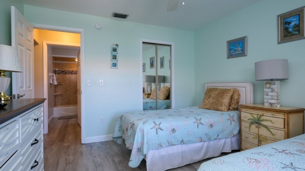 Photo of Bedroom in Bradenton Beach