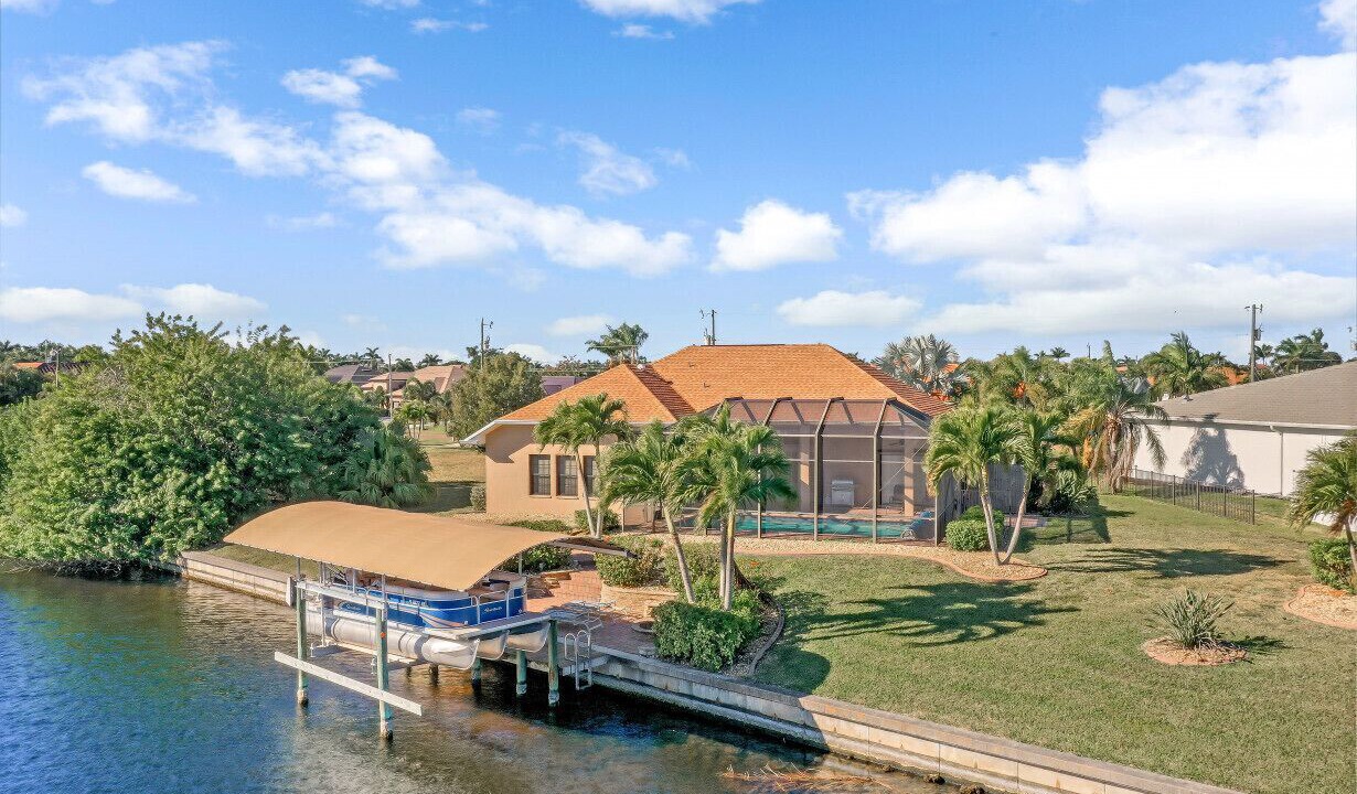 Photo of Outdoor in Pelican